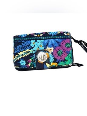 Vera Bradley Retired Midnight Blues Wallet